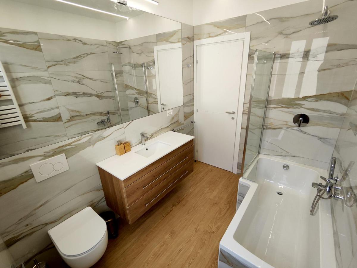 Appartamento Attico Vespucci Luxury Penthouse Olbia Esterno foto